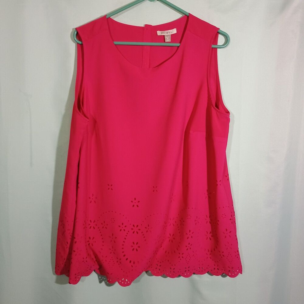 Women’s Hot Pink Sleeveless Eyelet Hem Blouse – Scalloped Casual Summer Top